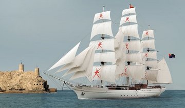 EGZOTIŠKOS ŠALIES BURLAIVIS PAPUOŠ ŠIŲ METŲ „THE TALL SHIPS RACES 2017“ LENKTYNIŲ LAIVYNĄ