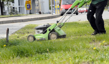 KLAIPĖDA ĮGYVENDINS VIEŠŲJŲ DARBŲ PROGRAMĄ