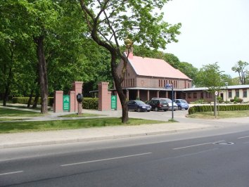 IEŠKOMA SPRENDIMŲ, KAIP SUTVARKYTI SKULPTŪRŲ PARKĄ